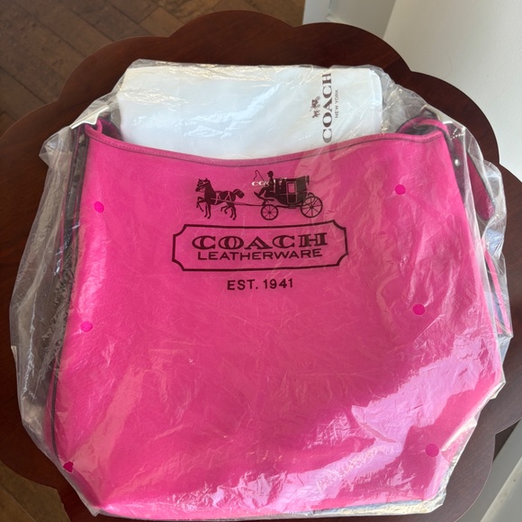 Coach new authentic leather bag - Picture 2 of 10